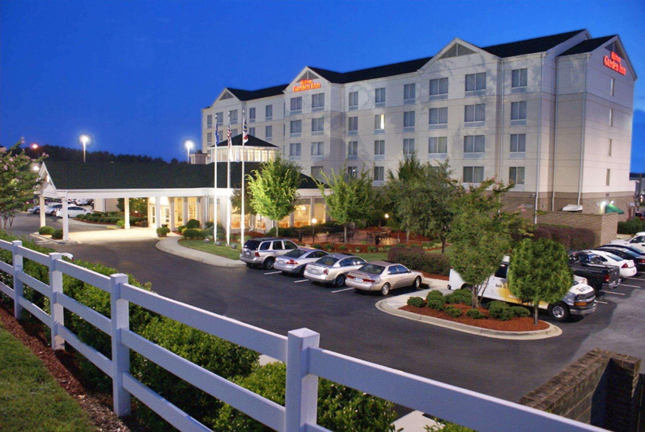 Hilton Garden Inn Charlotte North Exterior photo
